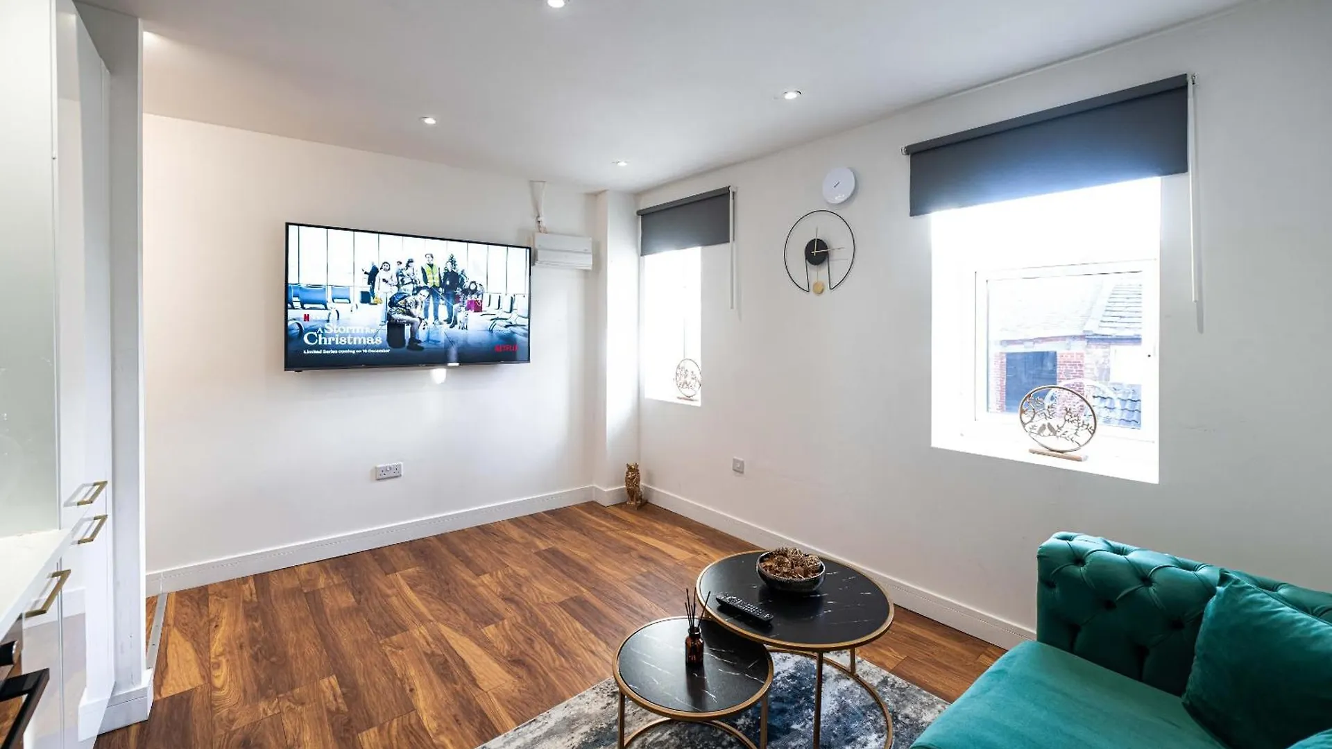 Manhattan Luxury Suites Bradford